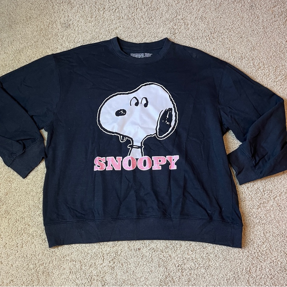2024 Peanuts Snoopy Dog Black Sweatshirt Women's Medium Sweater Pink Sparkle
